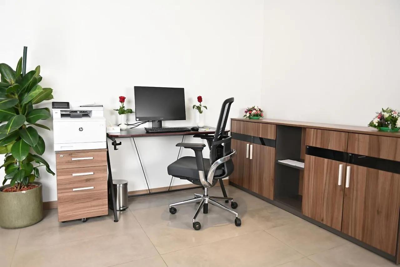 Comfort Hotel Jeddah King Road