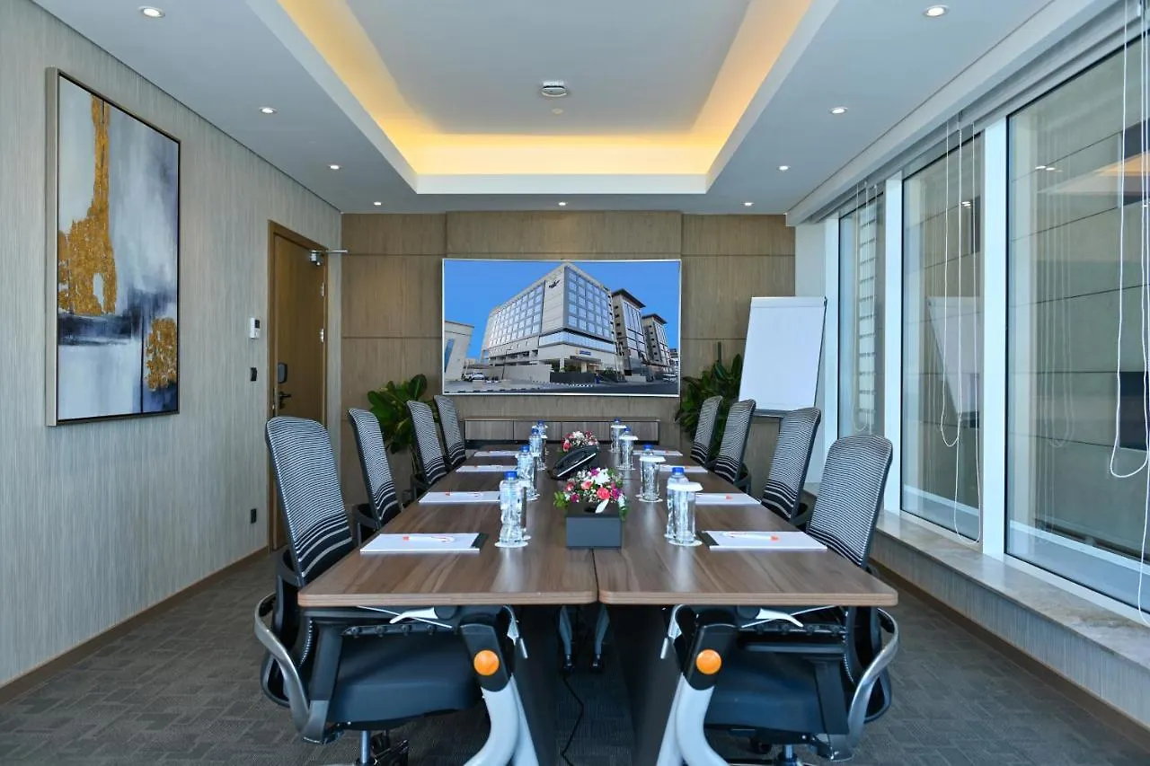 Comfort Hotel Jeddah King Road