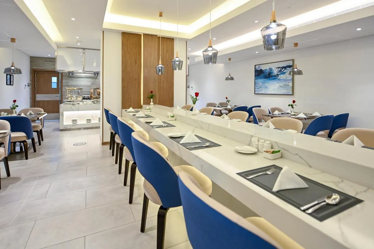 Comfort Hotel Jeddah King Road