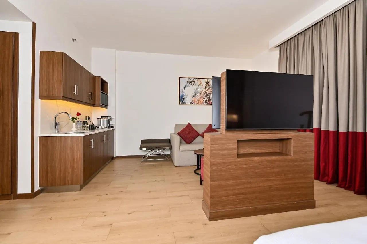 Comfort Hotel Jeddah King Road