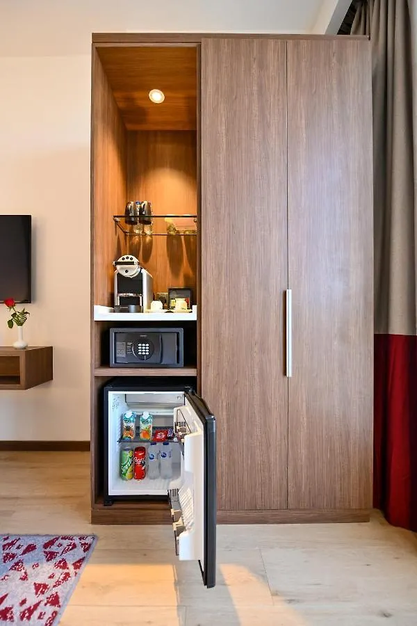 Comfort Hotel Jeddah King Road