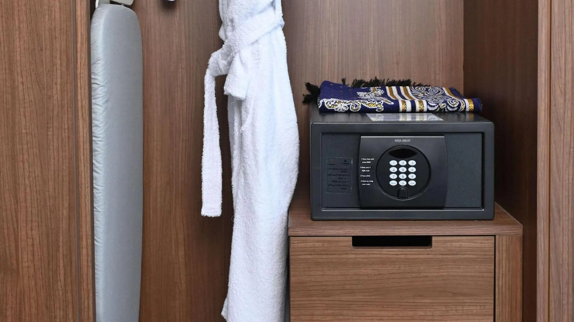 Comfort Hotel Jeddah King Road