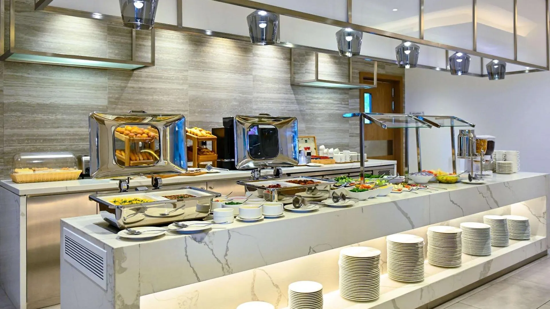 Comfort Hotel Jeddah King Road