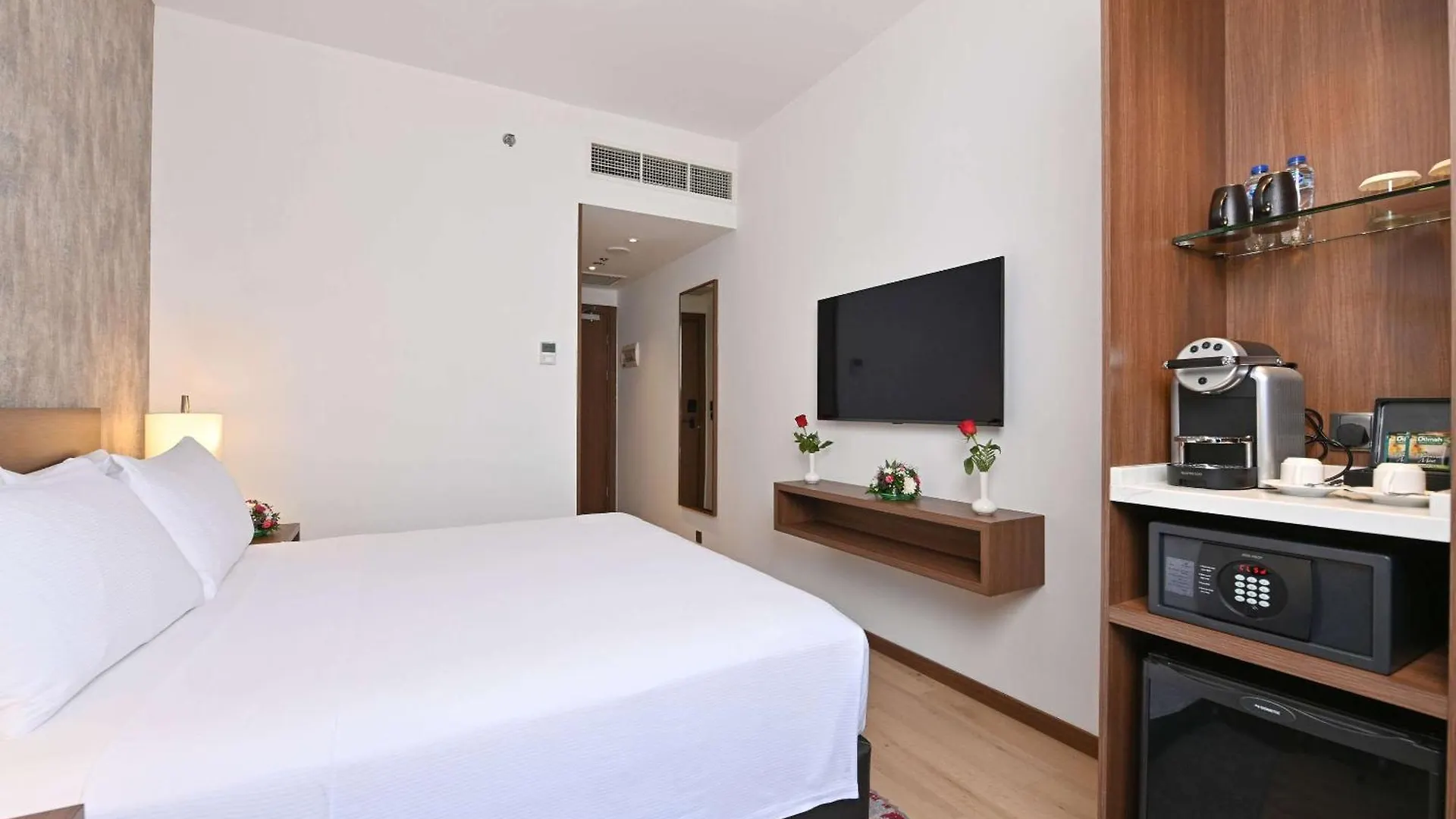 Comfort Hotel Jeddah King Road