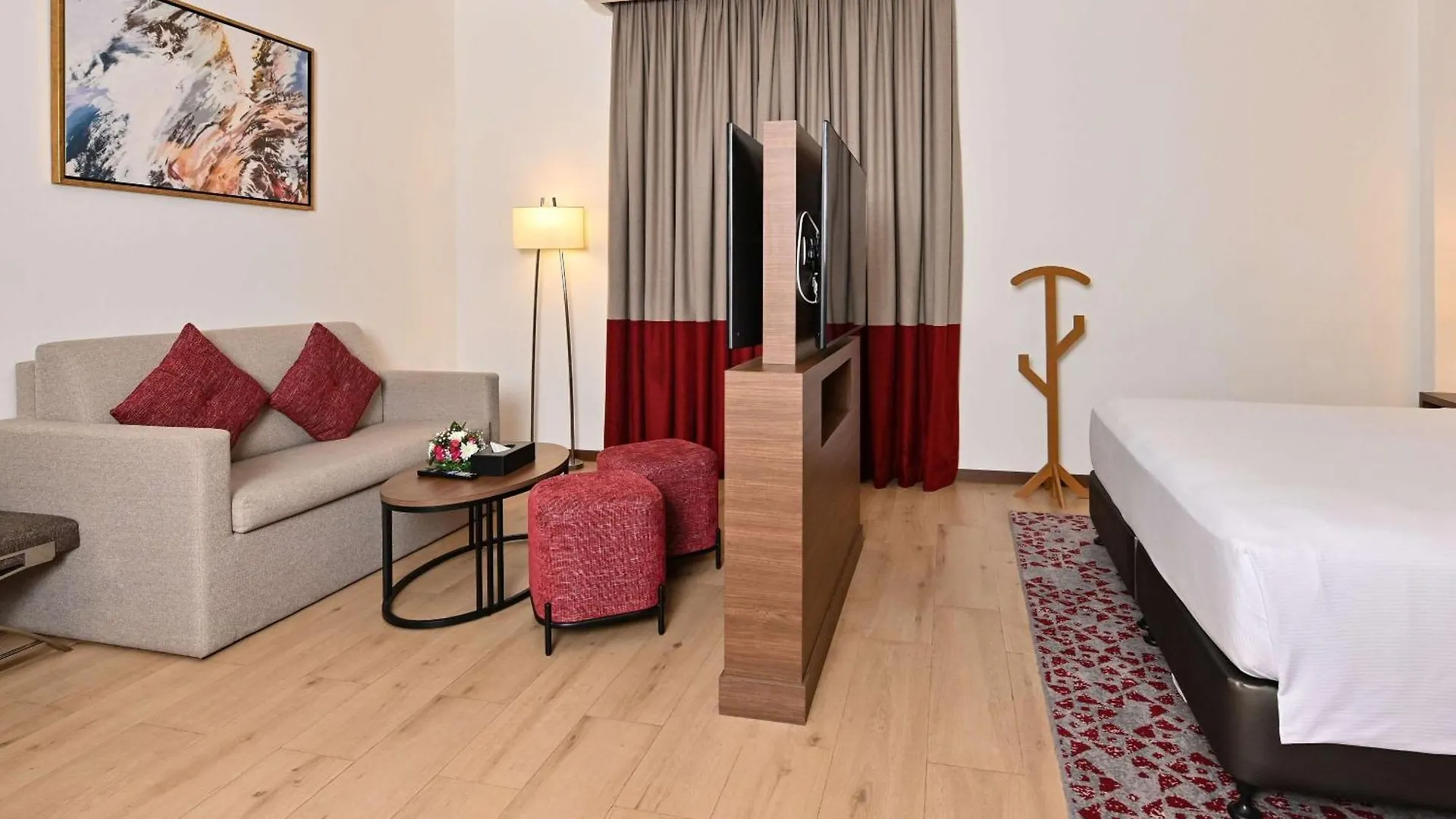Comfort Hotel Jeddah King Road
