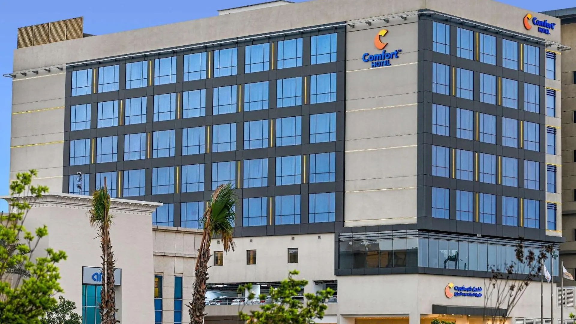 Comfort Hotel Jeddah King Road contacts